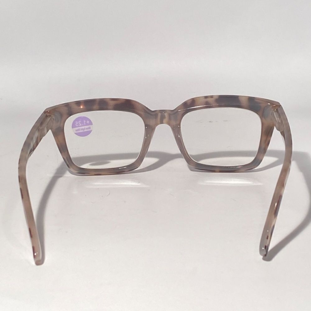 1185 Claudia 1.25 Light Tortoise Oversize Reading Glasses Square Concave NWT - Picture 5 of 9
